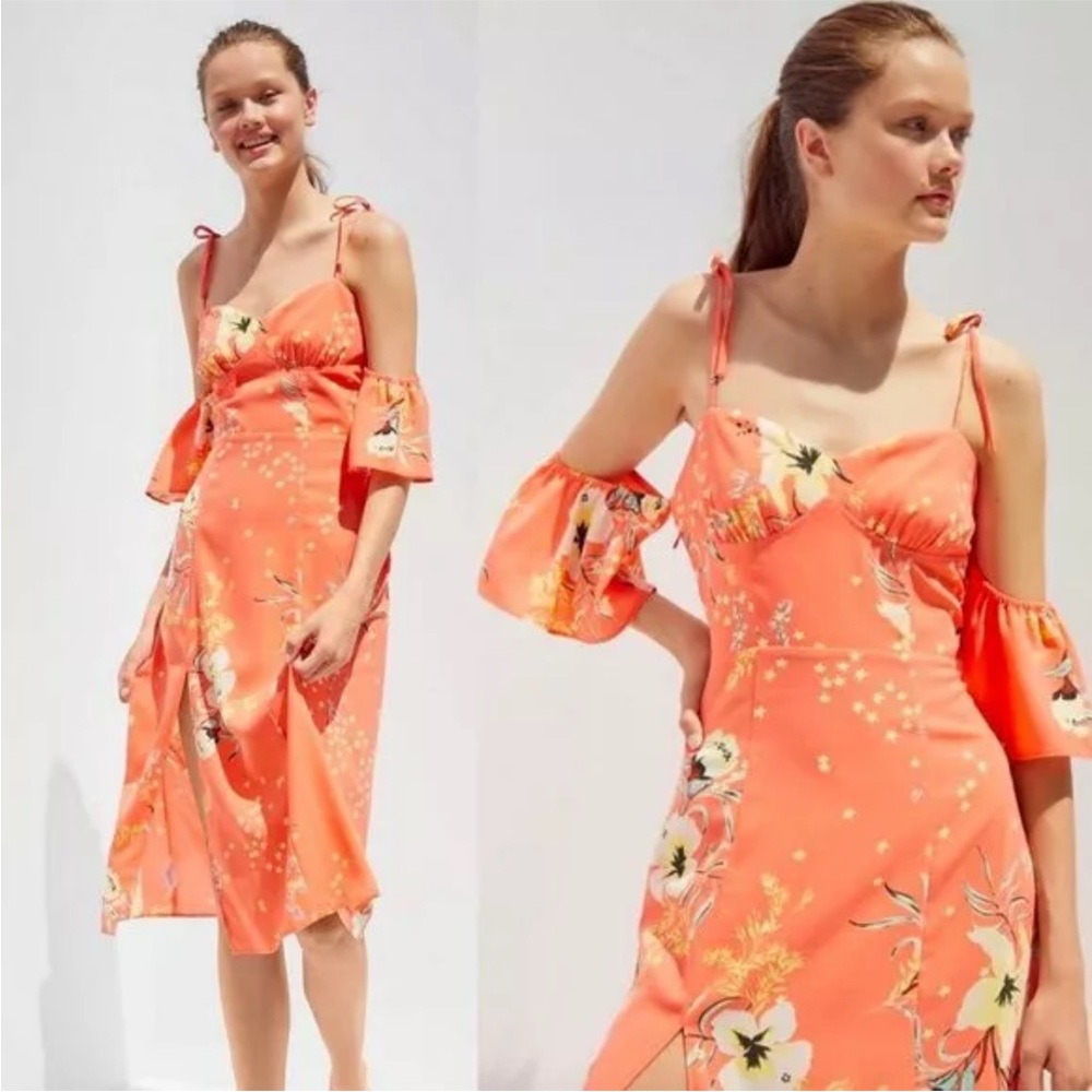 Urban Outfitters Dress Womens‎ Size Small Boardwalk Midi Coral Floral Print